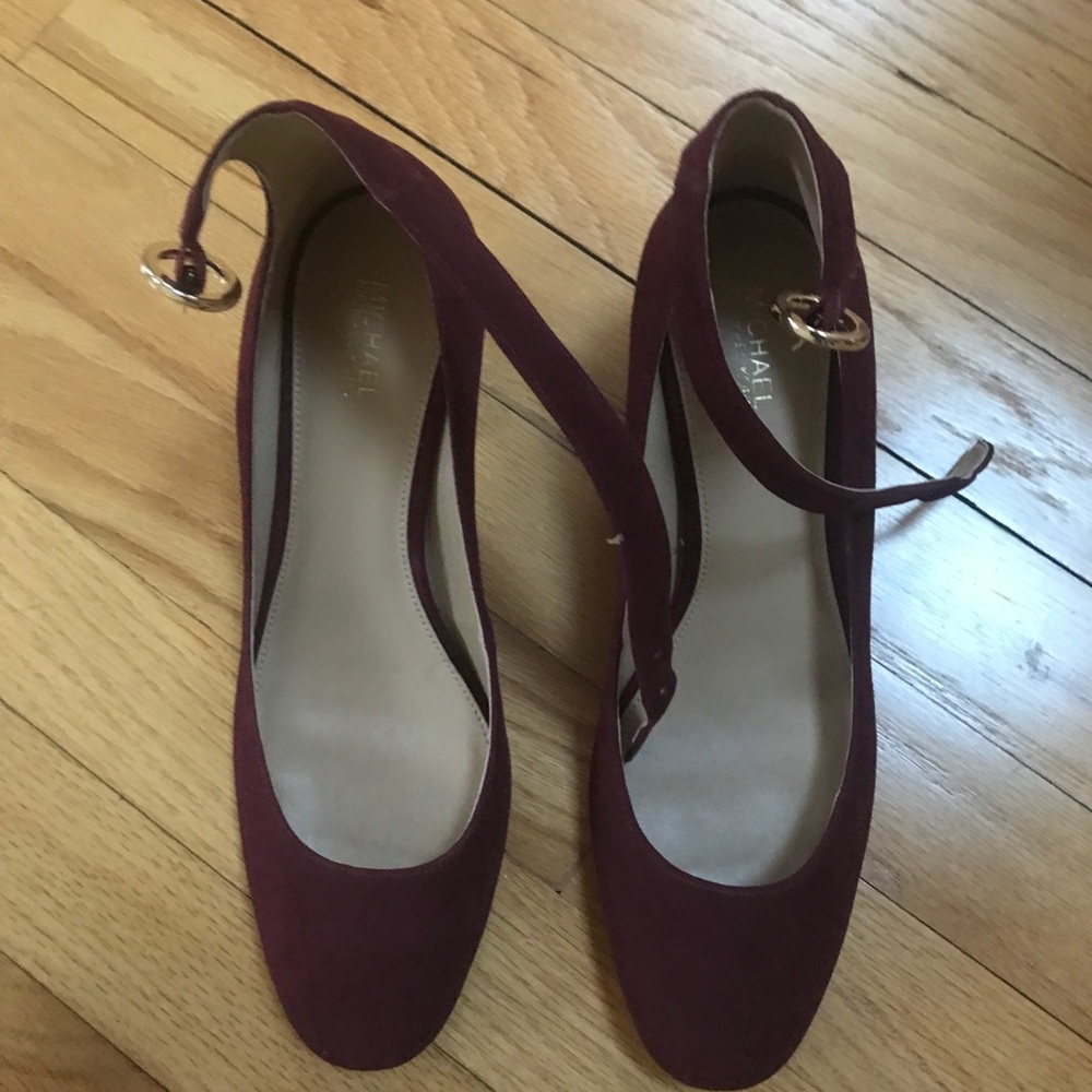 Red heels - Picture 2 of 2